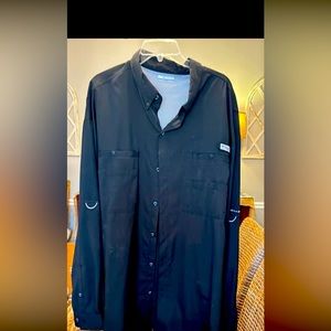 Black Columbia longsleeve shirt size 3XT men’s